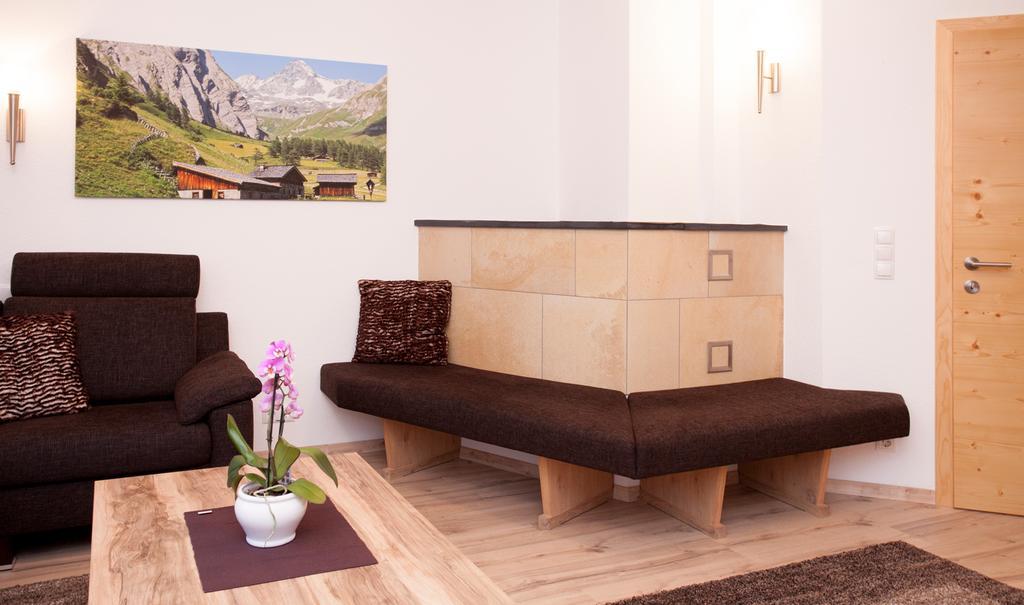 Alp Chalet Appartement Kappl  Chambre photo